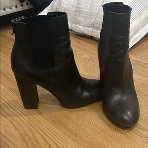 Elegant Black Ankle Boots